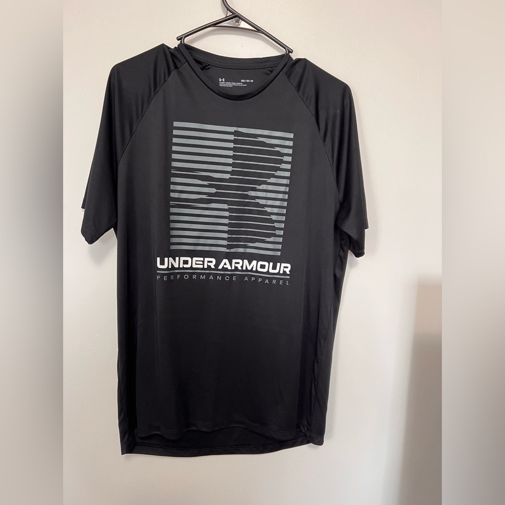 Under Armour Men's Black Performance Shirt